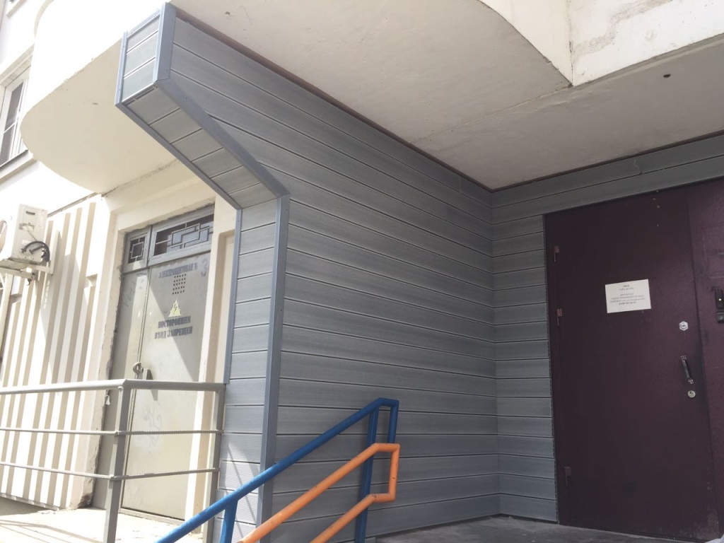 Фасад из террасной доски ПИК комфорт (1).jpeg