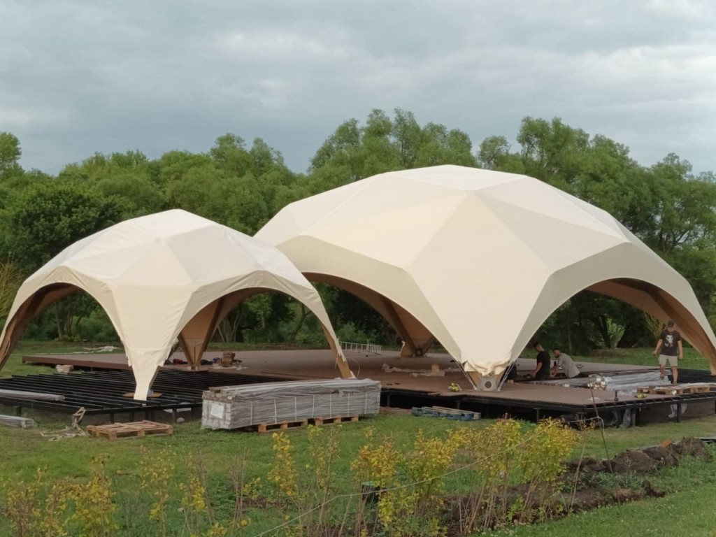 2024-07-26 14.38.11.jpg Подиум из террасной доски