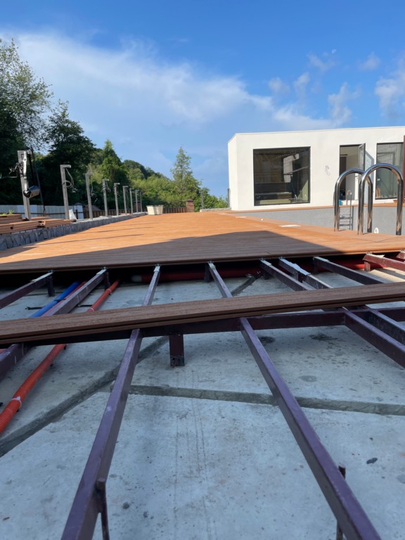 2024-07-25 07.49.52.jpg Монтаж подиума из ДПК